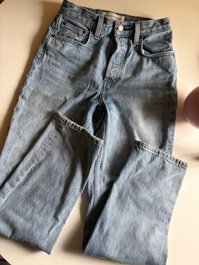 Denim Forum Light Wash boyfriend Jeans